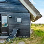 5 Person In Harboore-by Traum هاربور