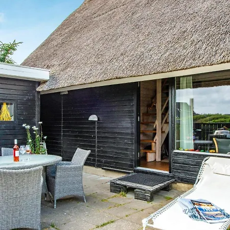 Holiday home 5 Person In Harbo Re