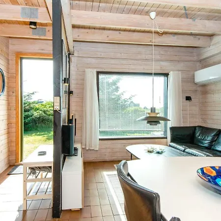 Holiday home 5 Person In Harbo Re *